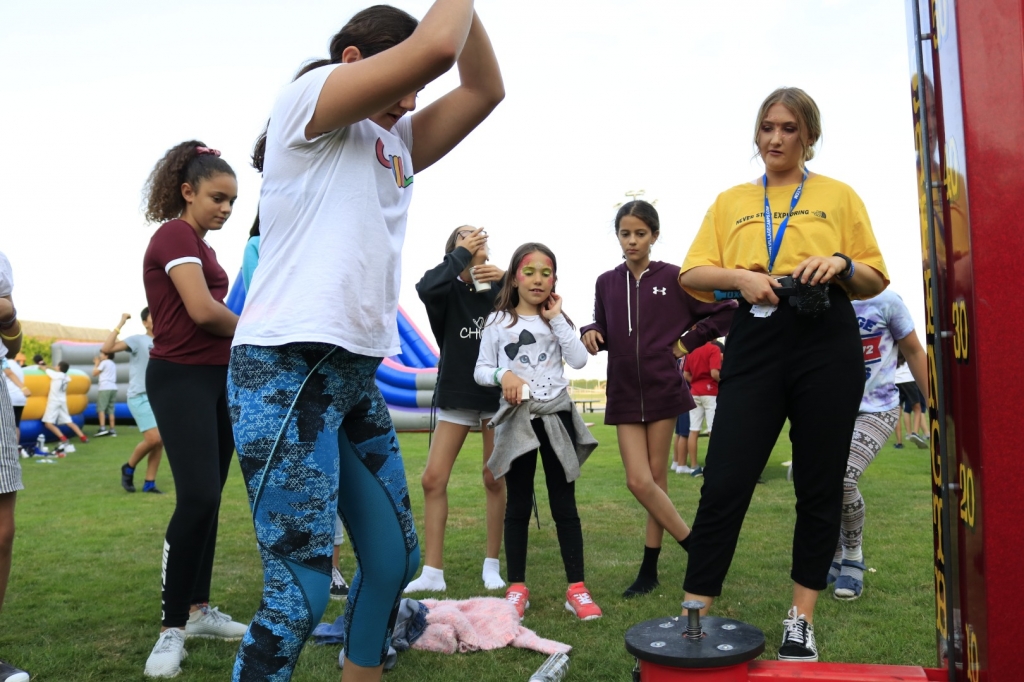 Village Camps International Summer Camp England 2024-07-27 https://www.villagecamps.com/journals_admin/images/2312-3620-_MG_4176.jpg