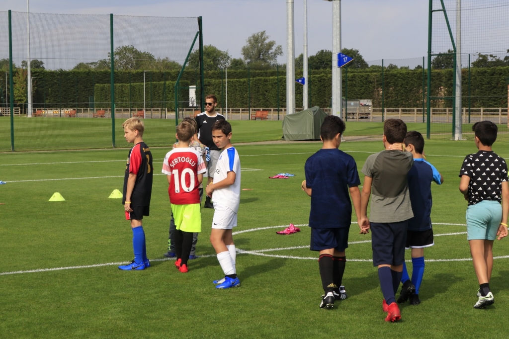 Village Camps International Summer Camp England 2024-07-27 https://www.villagecamps.com/journals_admin/images/2312-3628-_MG_3409.jpg