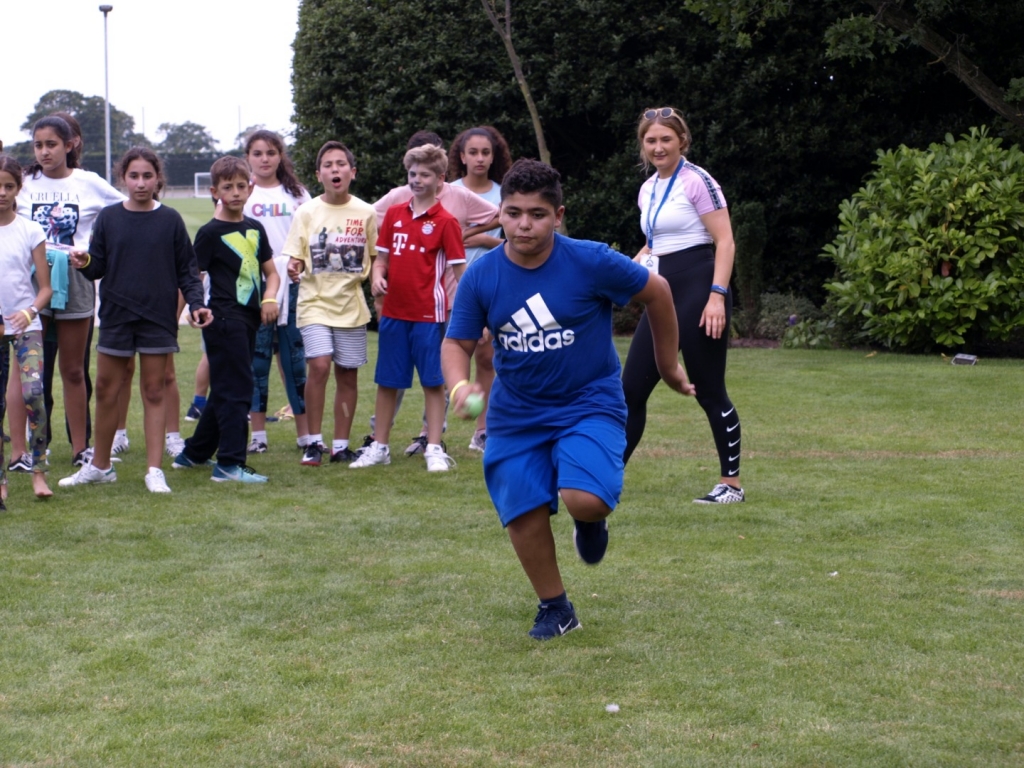 Village Camps International Summer Camp England 2024-07-27 https://www.villagecamps.com/journals_admin/images/2313-6666-_1015229.jpg