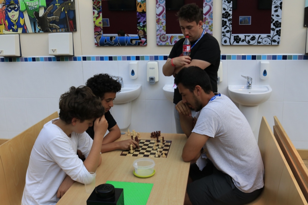 Village Camps International Summer Camp England 2024-07-27 https://www.villagecamps.com/journals_admin/images/2318-2685-_MG_8102.jpg