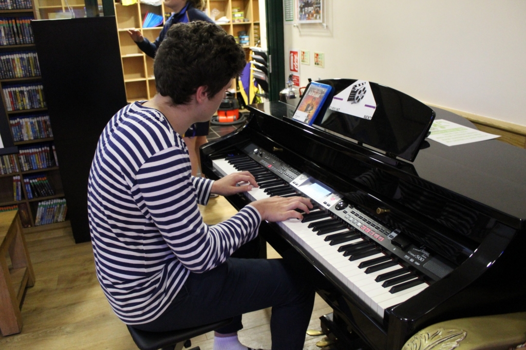 Village Camps International Summer Camp England 2024-07-27 https://www.villagecamps.com/journals_admin/images/2318-2689-IMG_2565.jpg