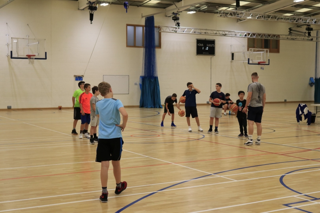 Village Camps International Summer Camp England 2024-07-27 https://www.villagecamps.com/journals_admin/images/2319-8959-_MG_8662.jpg