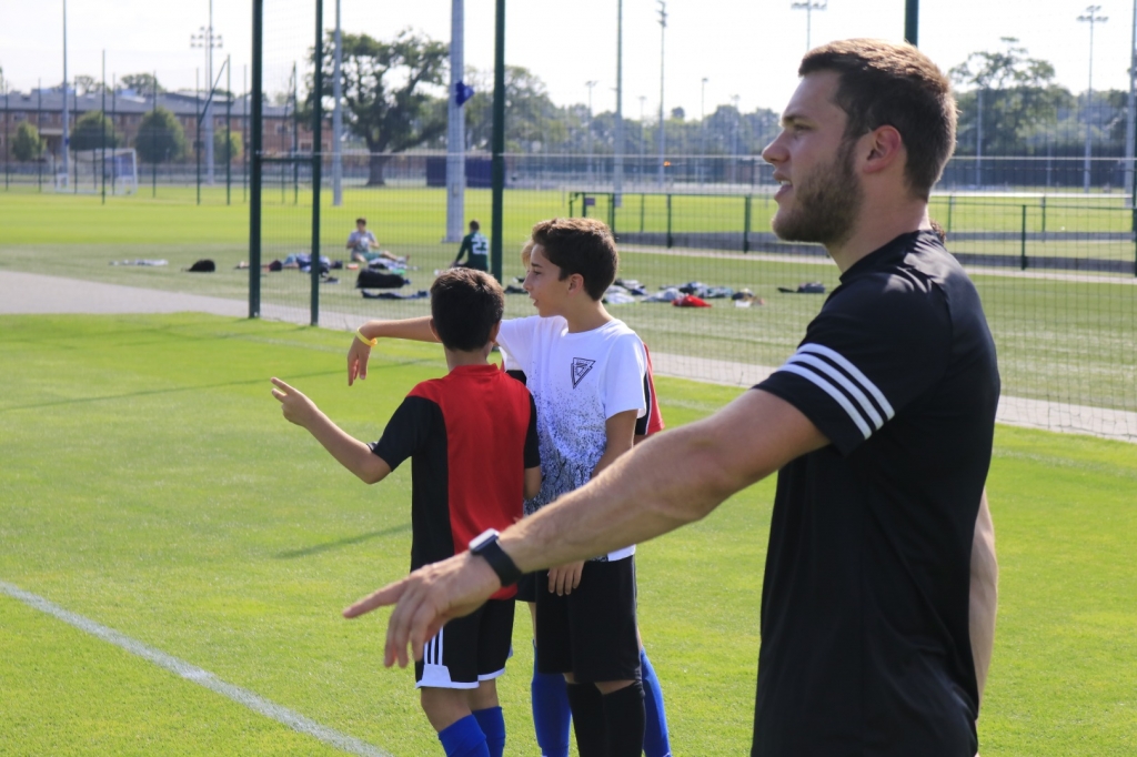 Village Camps International Summer Camp England 2024-07-27 https://www.villagecamps.com/journals_admin/images/2319-8966-_MG_8364.jpg