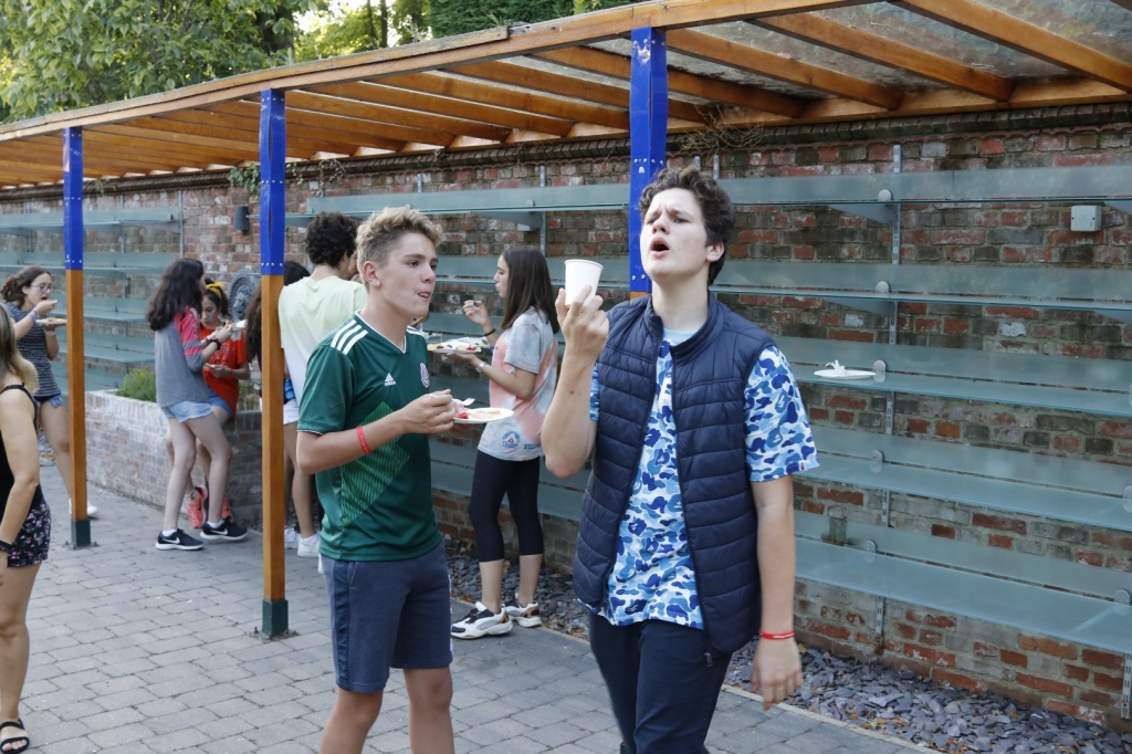 Village Camps International Summer Camp England 2024-07-27 https://www.villagecamps.com/journals_admin/images/2319-8976-_MG_9240.jpg