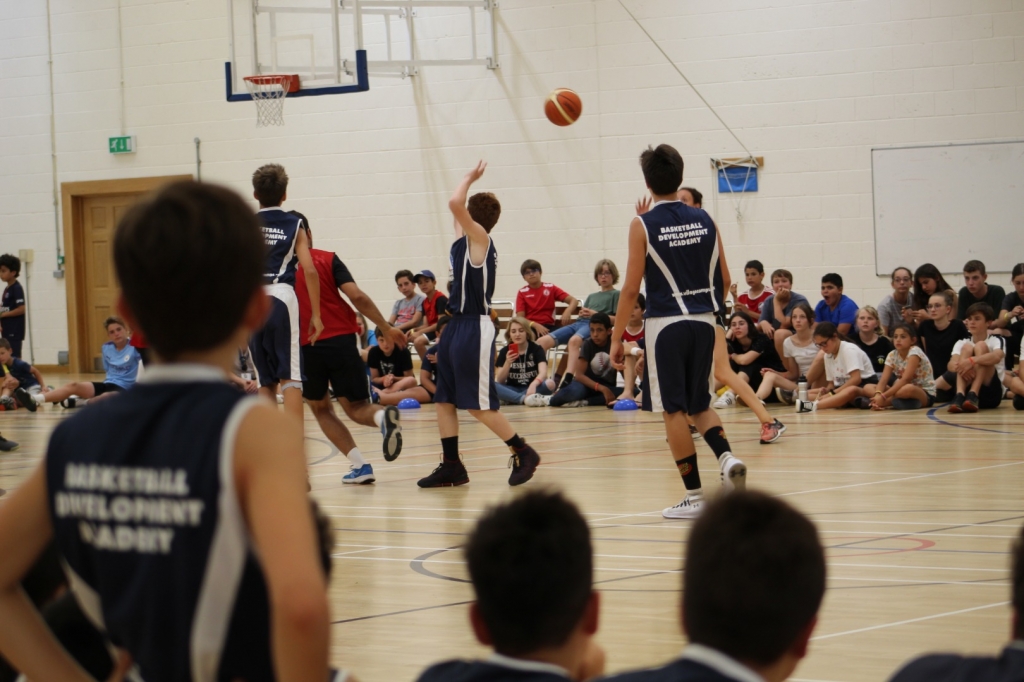 Village Camps International Summer Camp England 2024-07-27 https://www.villagecamps.com/journals_admin/images/2321-9984-IMG_4116.jpg
