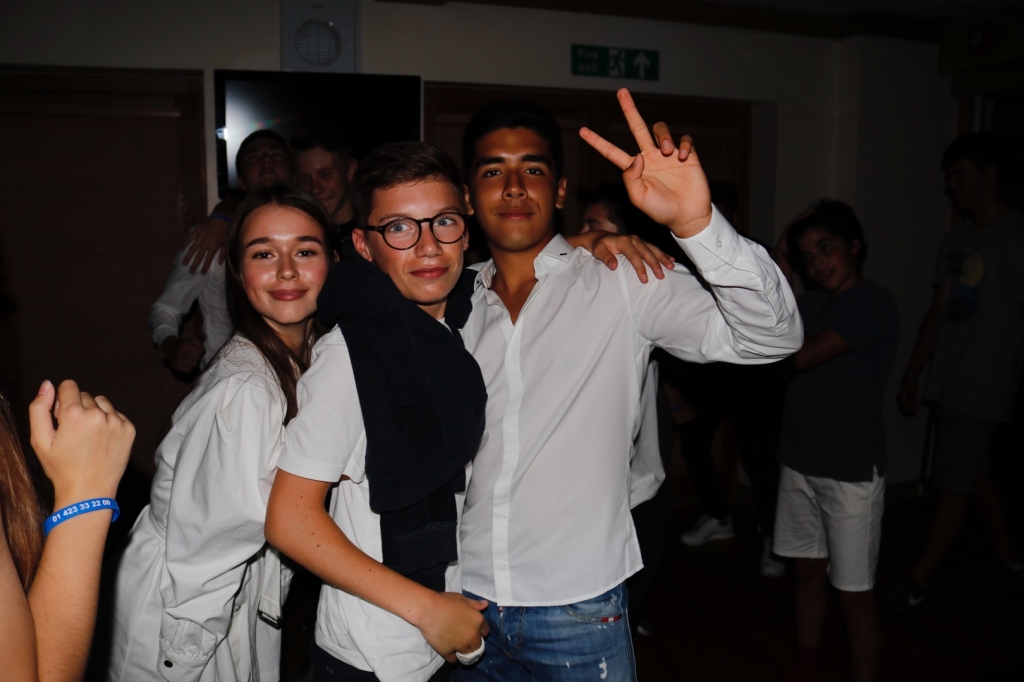 Village Camps International Summer Camp England 2024-07-27 https://www.villagecamps.com/journals_admin/images/2322-9057-_MG_2634.jpg