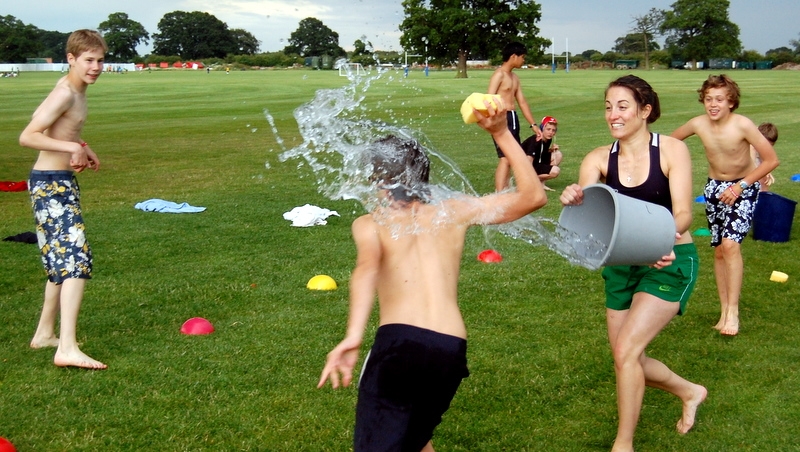 Village Camps International Summer Camp England 2024-07-27 https://www.villagecamps.com/journals_admin/images/233-34-DSC_0973.jpg