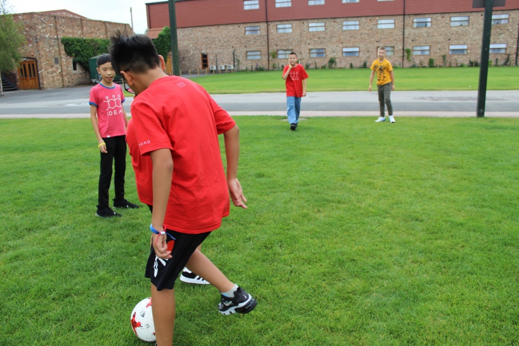 Village Camps International Summer Camp England 2024-07-27 https://www.villagecamps.com/journals_admin/images/2338-6405-IMG_5967.jpg