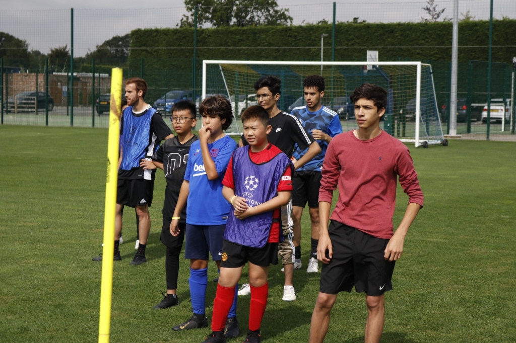 Village Camps International Summer Camp England 2024-07-27 https://www.villagecamps.com/journals_admin/images/2340-6174-_MG_3934.jpg