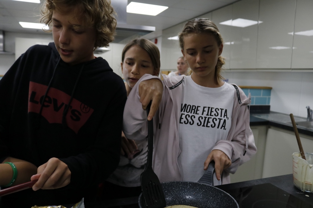 Village Camps International Summer Camp England 2024-07-27 https://www.villagecamps.com/journals_admin/images/2340-6185-_MG_4419.jpg