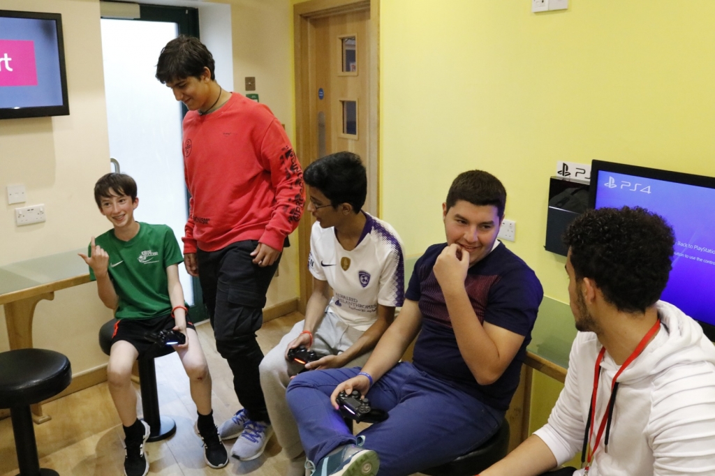 Village Camps International Summer Camp England 2024-07-27 https://www.villagecamps.com/journals_admin/images/2342-3647-_MG_6324.jpg