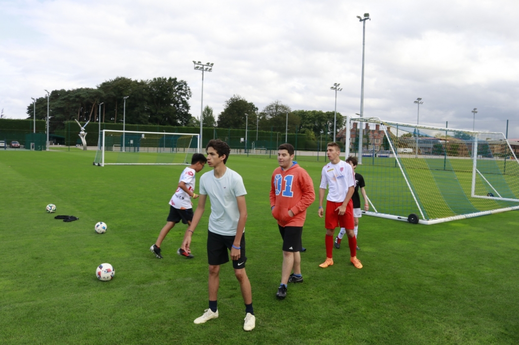 Village Camps International Summer Camp England 2024-07-27 https://www.villagecamps.com/journals_admin/images/2346-9678-_MG_7734.jpg