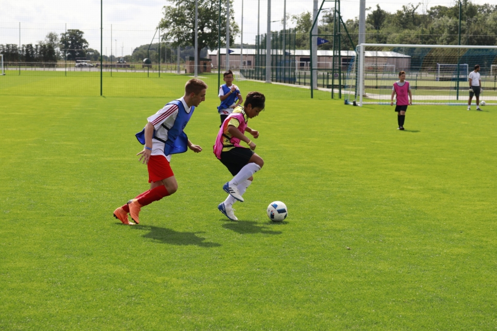Village Camps International Summer Camp England 2024-07-27 https://www.villagecamps.com/journals_admin/images/2346-9680-_MG_7931.jpg