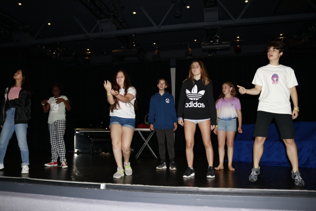 Village Camps International Summer Camp England 2024-07-27 https://www.villagecamps.com/journals_admin/images/2346-9682-_MG_7793.jpg