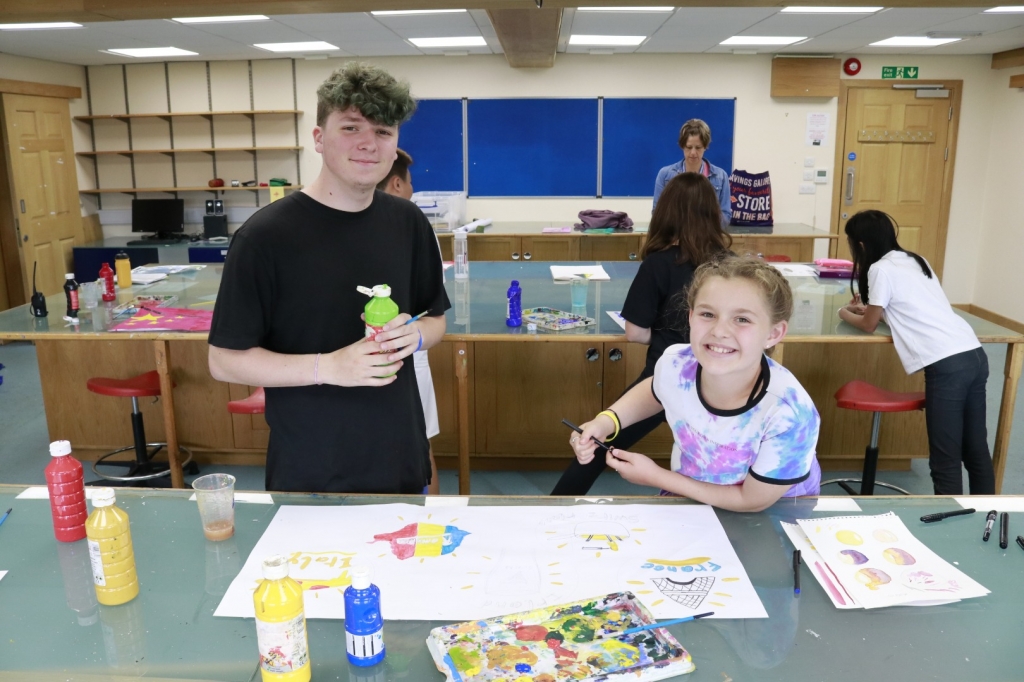 Village Camps International Summer Camp England 2024-07-27 https://www.villagecamps.com/journals_admin/images/2347-5822-_MG_8746.jpg