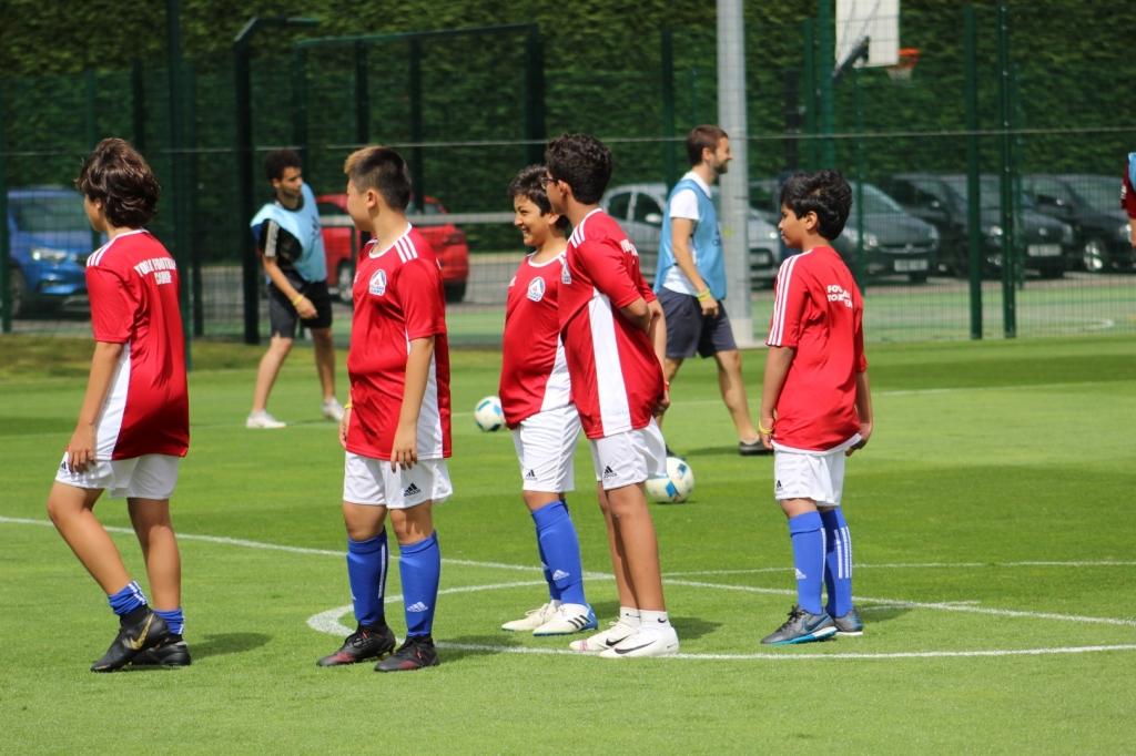 Village Camps International Summer Camp England 2024-07-27 https://www.villagecamps.com/journals_admin/images/2348-0168-IMG_0793.jpg
