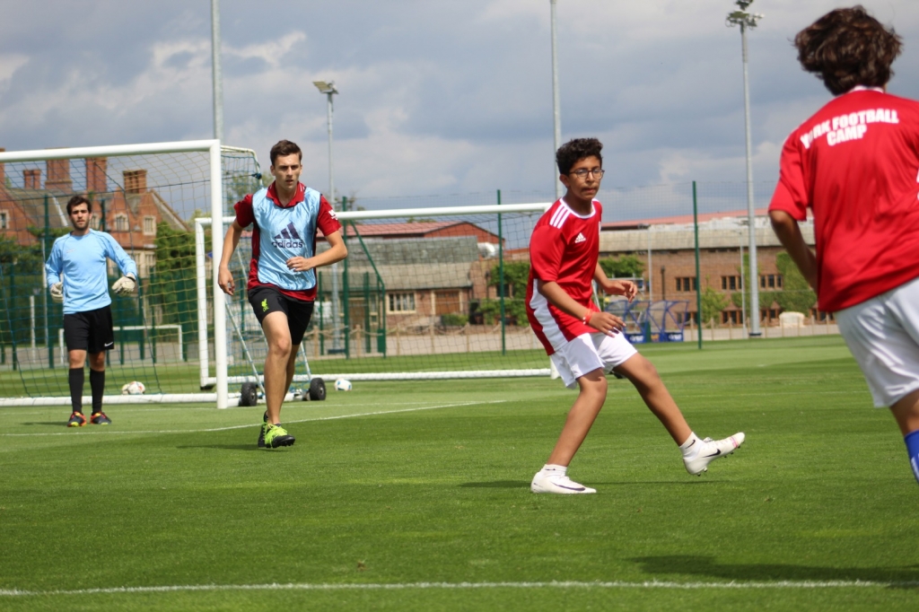 Village Camps International Summer Camp England 2024-07-27 https://www.villagecamps.com/journals_admin/images/2348-0169-IMG_0911.jpg