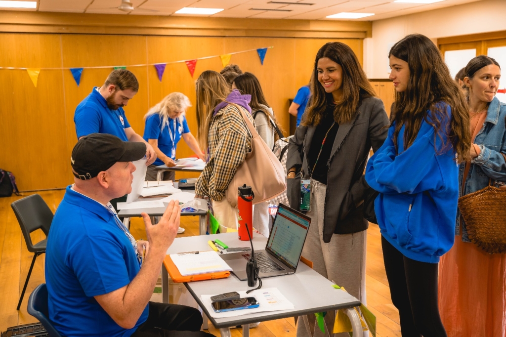 Village Camps International Summer Camp England 2024-07-27 https://www.villagecamps.com/journals_admin/images/2708-0968-_DSC7045.jpg