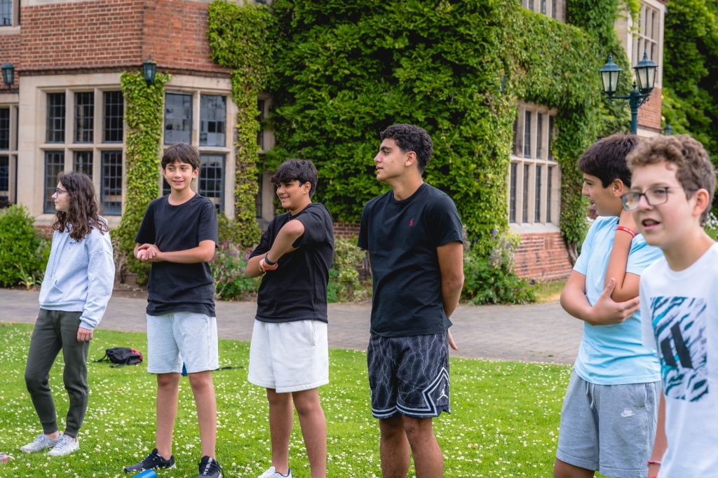 Village Camps International Summer Camp England 2024-07-27 https://www.villagecamps.com/journals_admin/images/2709-9715-_DSC7407.jpg