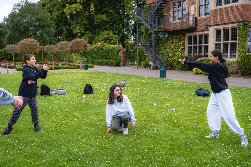 Village Camps International Summer Camp England 2024-07-27 https://www.villagecamps.com/journals_admin/images/2709-9721-_DSC7439.jpg