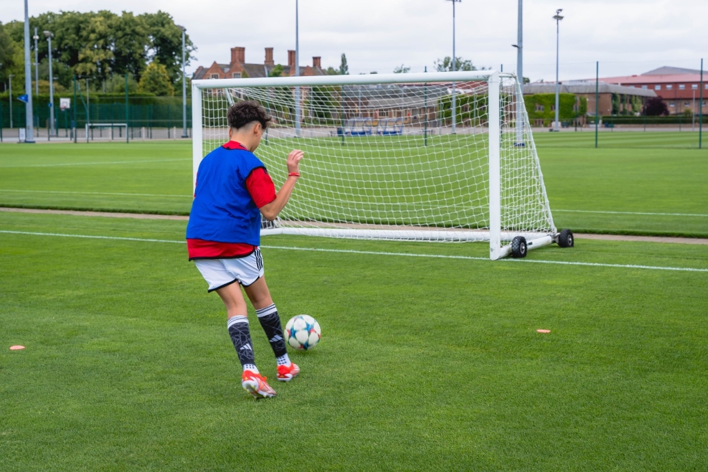 Village Camps International Summer Camp England 2024-07-27 https://www.villagecamps.com/journals_admin/images/2709-9757-_DSC7513.jpg