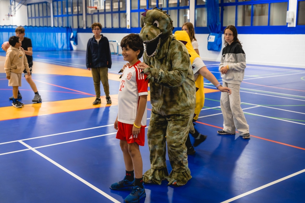 Village Camps International Summer Camp England 2024-07-27 https://www.villagecamps.com/journals_admin/images/2712-7241-_DSC9650.jpg