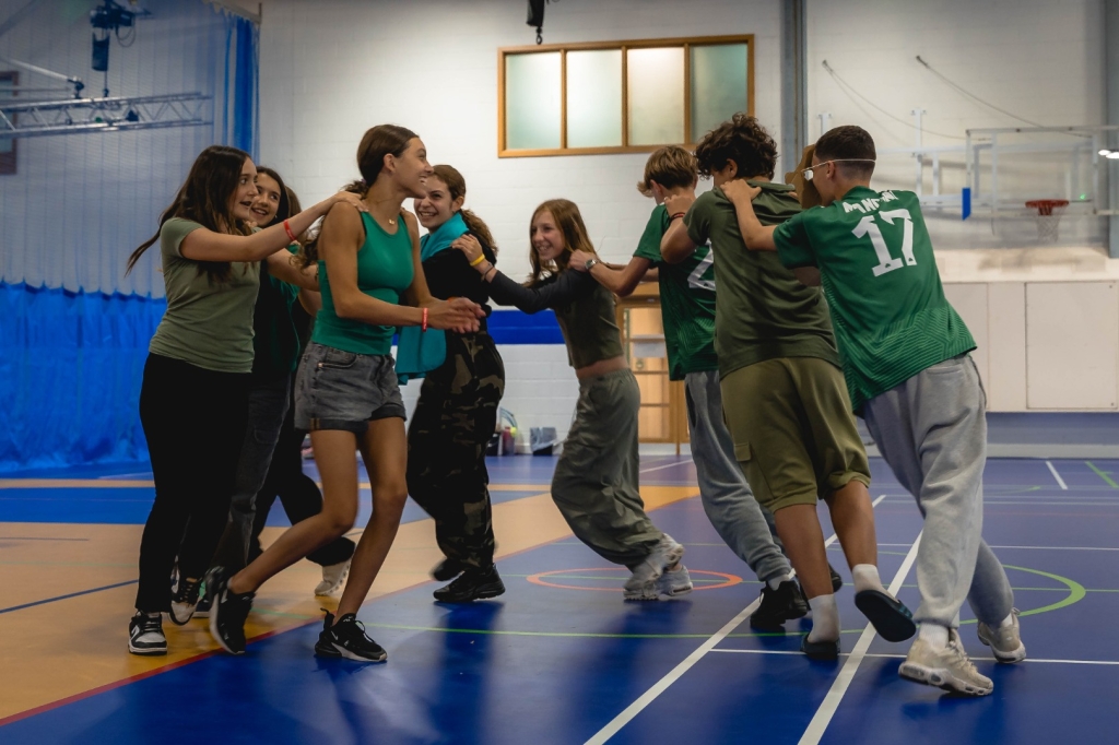 Village Camps International Summer Camp England 2024-07-27 https://www.villagecamps.com/journals_admin/images/2713-7851-_DSC9785-2.jpg