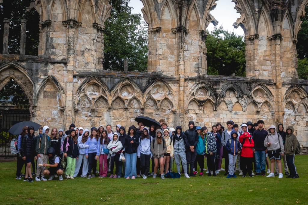 Village Camps International Summer Camp England 2024-07-27 https://www.villagecamps.com/journals_admin/images/2715-0271-IMG_5699.jpg