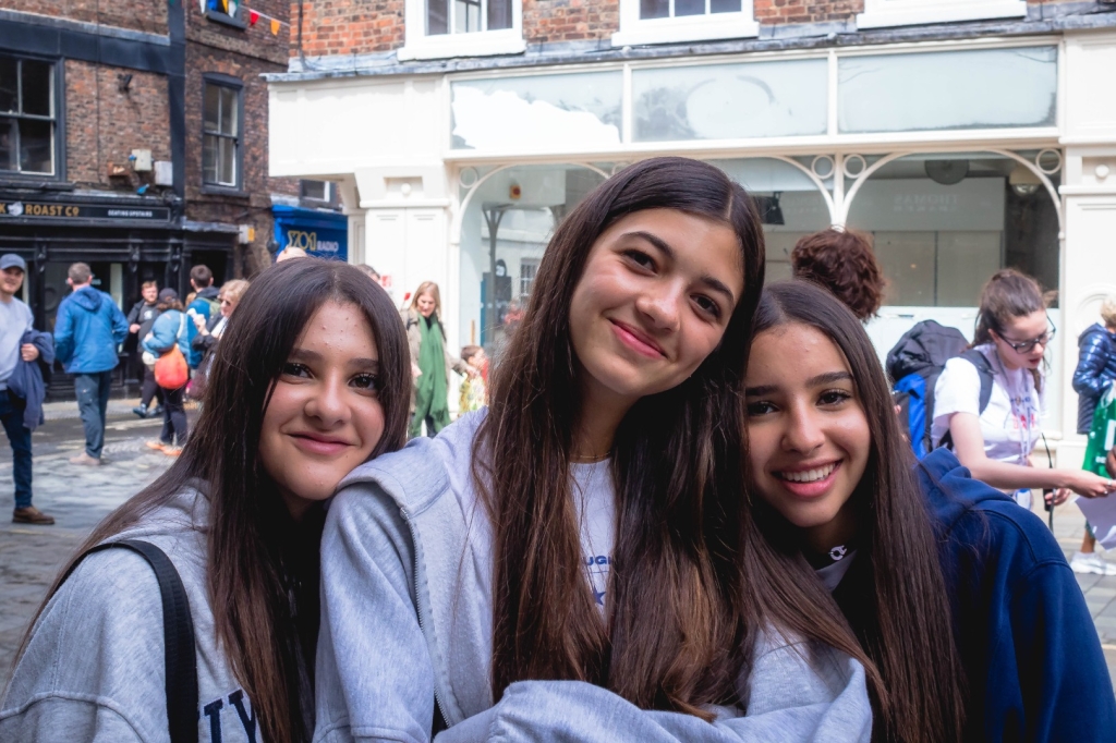 Village Camps International Summer Camp England 2024-07-27 https://www.villagecamps.com/journals_admin/images/2715-0273-IMG_5751.jpg