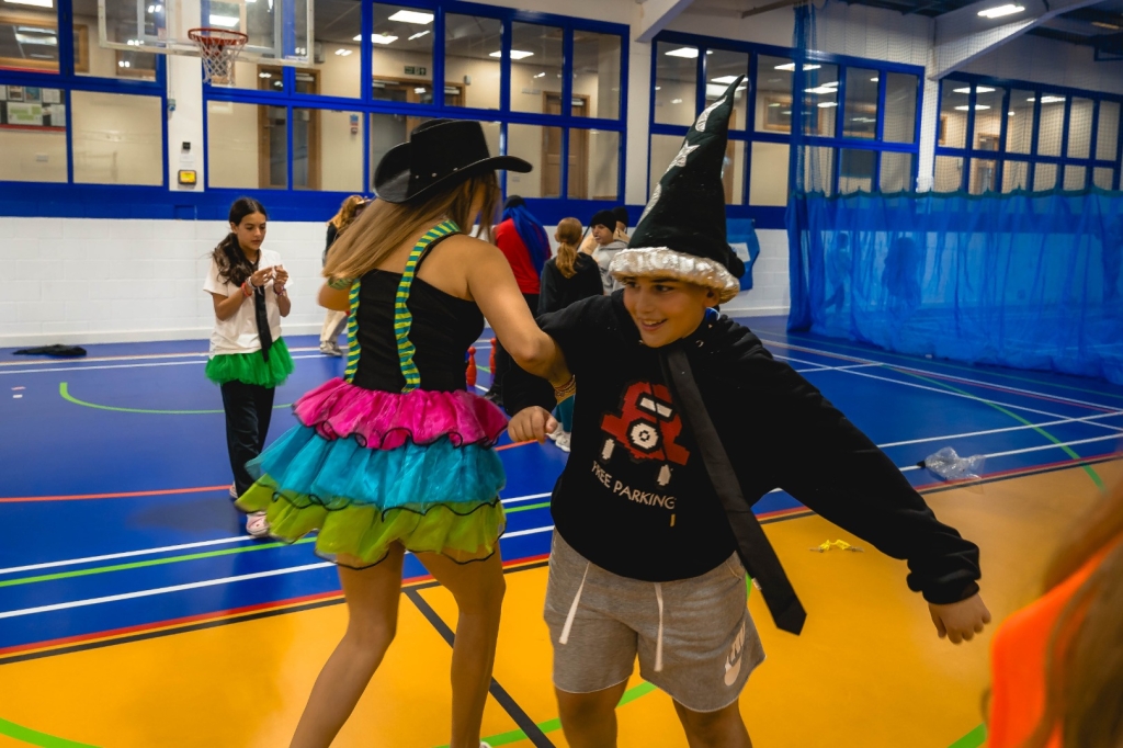 Village Camps International Summer Camp England 2024-07-27 https://www.villagecamps.com/journals_admin/images/2717-2980-_DSC0879.jpg