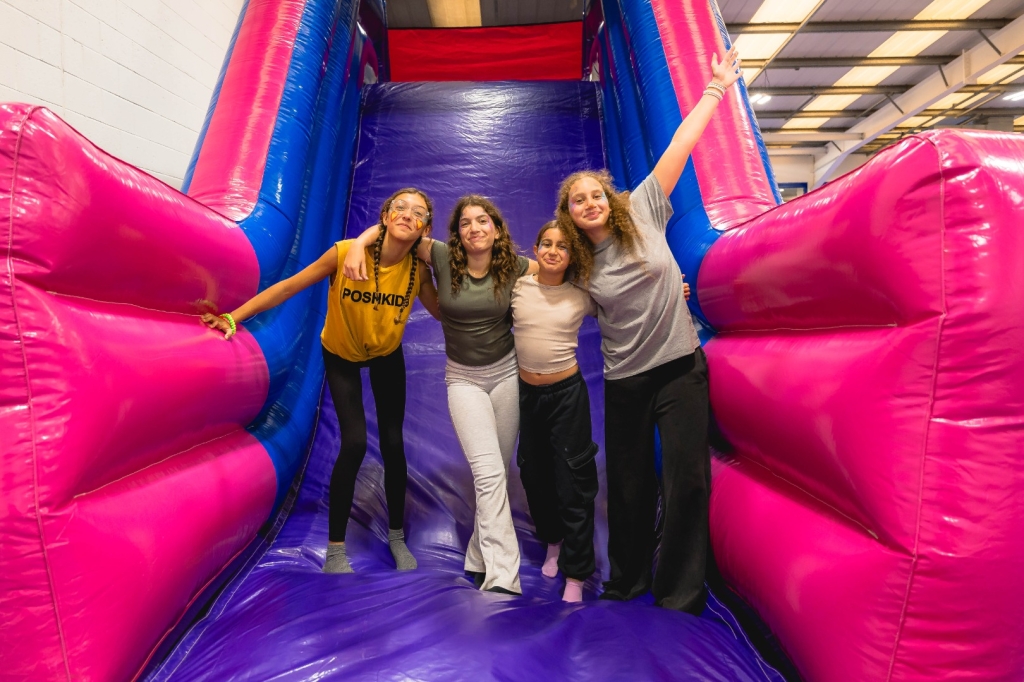 Village Camps International Summer Camp England 2024-07-27 https://www.villagecamps.com/journals_admin/images/2717-2982-_DSC0944.jpg