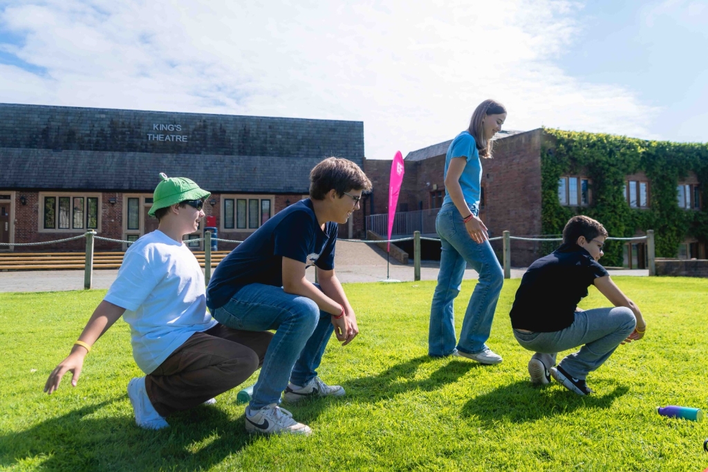 Village Camps International Summer Camp England 2024-07-27 https://www.villagecamps.com/journals_admin/images/2765-3913-Village_Camps_York_day10_82.jpg