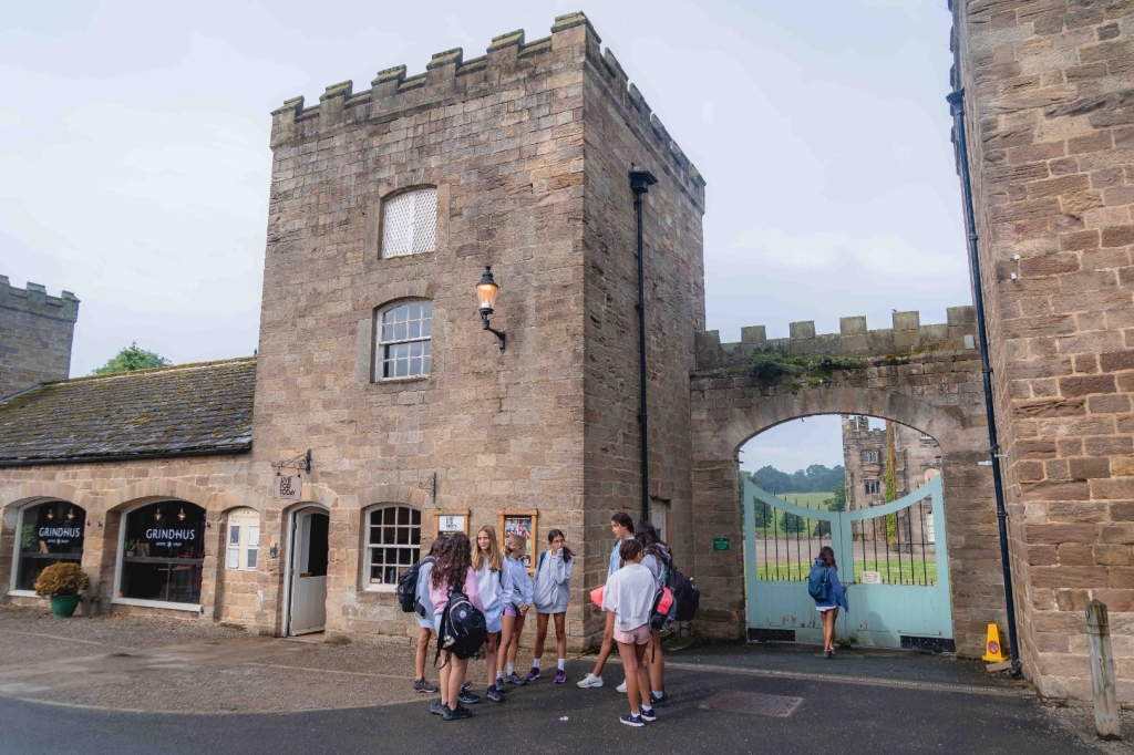 Village Camps International Summer Camp England 2024-07-27 https://www.villagecamps.com/journals_admin/images/2766-2358-Village_Camps_York_day10_06.jpg