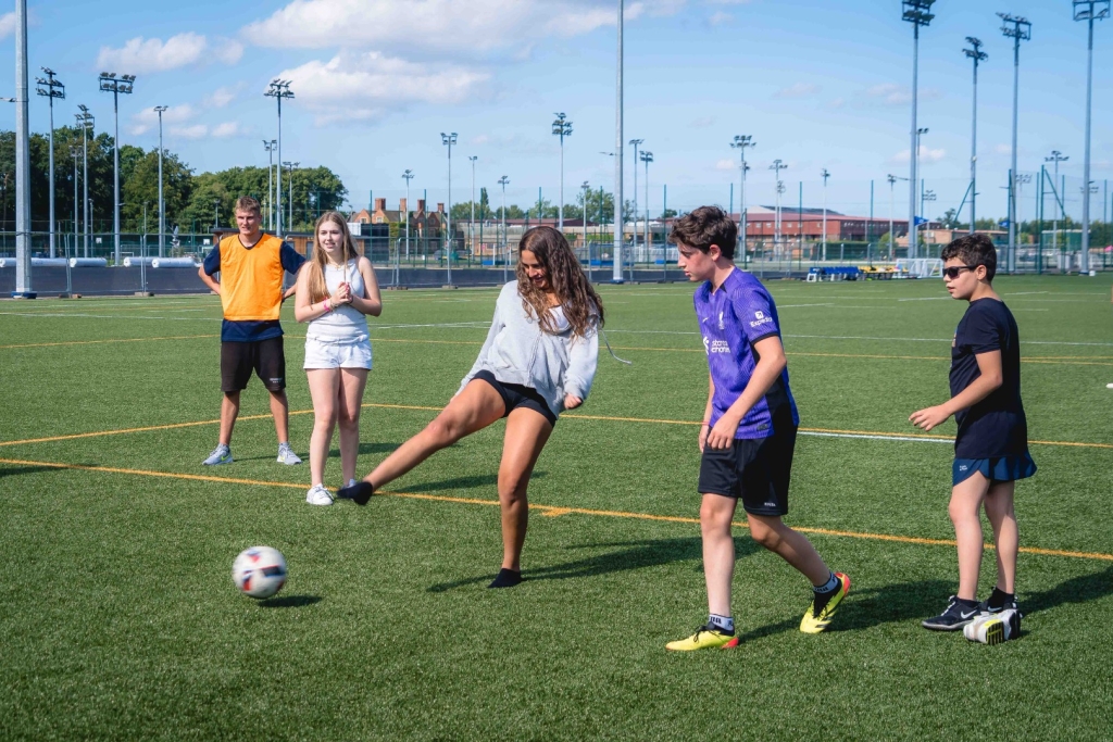 Village Camps International Summer Camp England 2024-07-27 https://www.villagecamps.com/journals_admin/images/2773-0307-_DSC7614.jpg