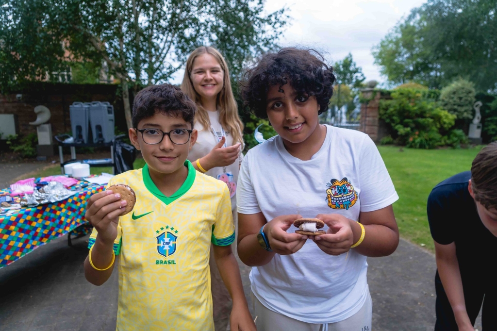 Village Camps International Summer Camp England 2024-07-27 https://www.villagecamps.com/journals_admin/images/2773-0313-_DSC7751.jpg