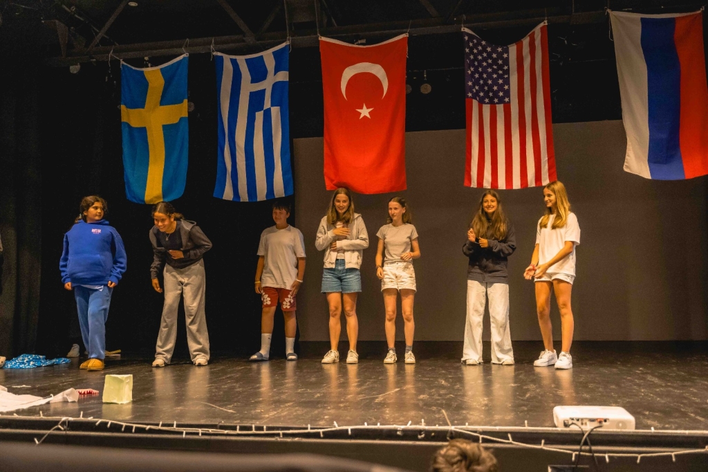 Village Camps International Summer Camp England 2024-07-27 https://www.villagecamps.com/journals_admin/images/2775-3316-_DSC8325.jpg