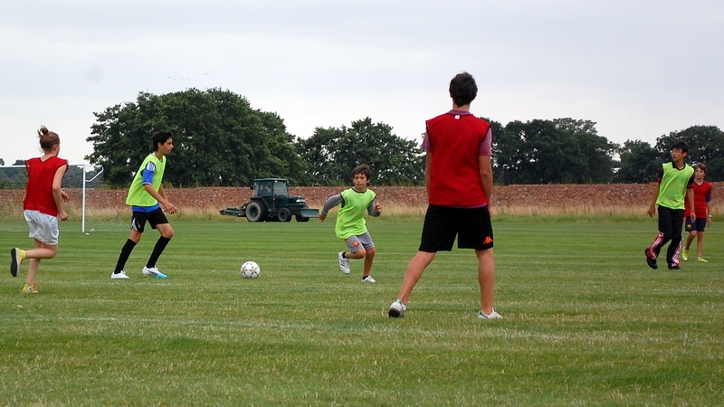 Village Camps International Summer Camp England 2024-07-27 https://www.villagecamps.com/journals_admin/images/379-31-DSC_0280.jpg Village Camps International Summer Camp England 2024-07-27 https://www.villagecamps.com/journals_admin/images/379-31-DSC_0280.jpg