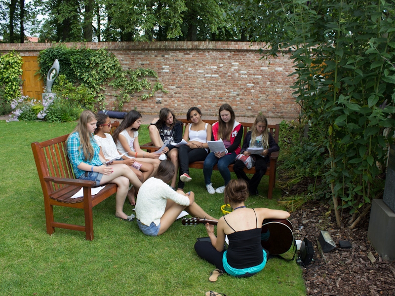 Village Camps International Summer Camp England 2024-07-27 https://www.villagecamps.com/journals_admin/images/549-7-IMG_0435.jpg
