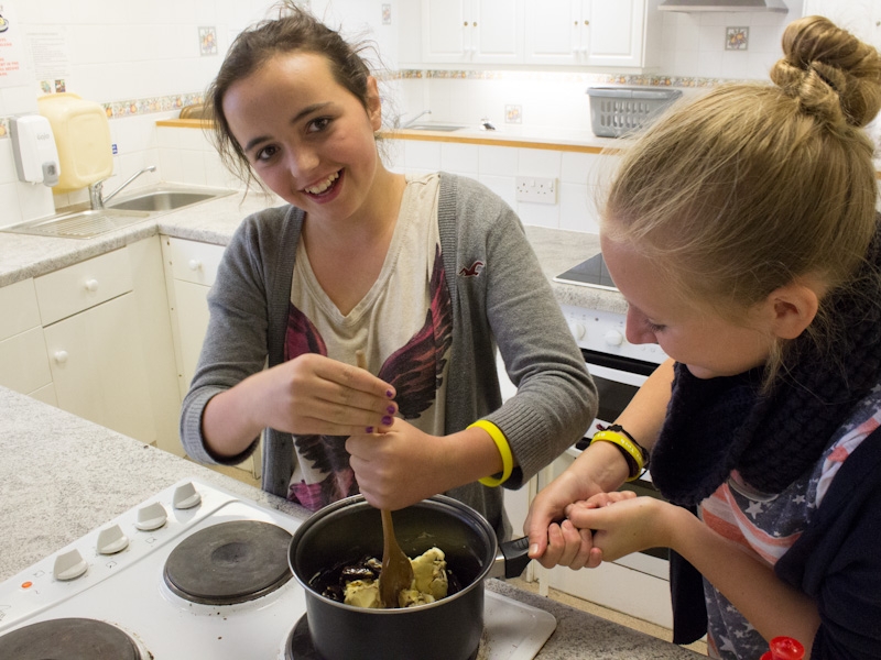 Village Camps International Summer Camp England 2024-07-27 https://www.villagecamps.com/journals_admin/images/602-34-IMG_3135.jpg