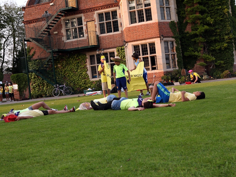 Village Camps International Summer Camp England 2024-07-27 https://www.villagecamps.com/journals_admin/images/724-34-york-050713-018.jpg