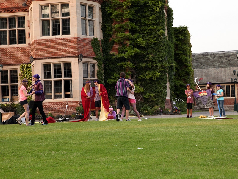 Village Camps International Summer Camp England 2024-07-27 https://www.villagecamps.com/journals_admin/images/724-34-york-050713-032.jpg