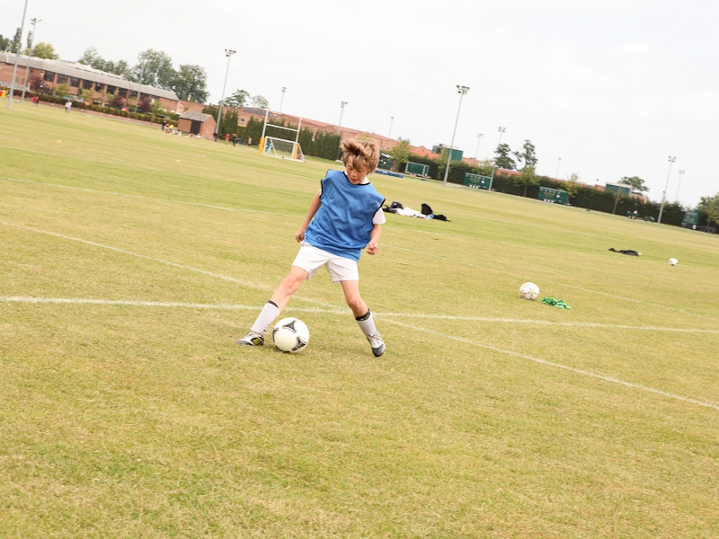 Village Camps International Summer Camp England 2024-07-27 https://www.villagecamps.com/journals_admin/images/727-31-york-080713-010.jpg