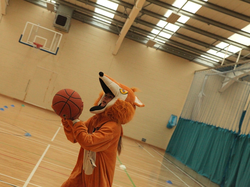 Village Camps International Summer Camp England 2024-07-27 https://www.villagecamps.com/journals_admin/images/727-34-york-080713-079.jpg