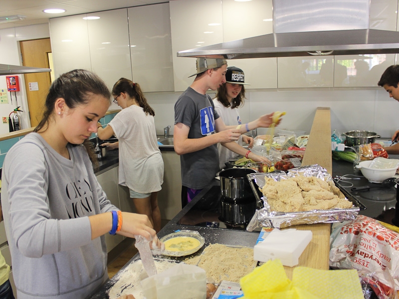 Village Camps International Summer Camp England 2024-07-27 https://www.villagecamps.com/journals_admin/images/728-22-IMG_1080.jpg