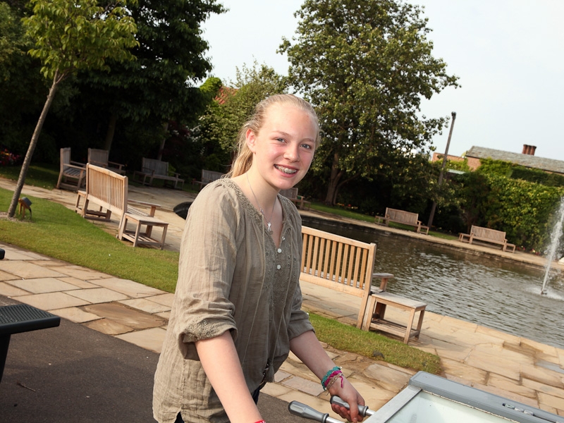 Village Camps International Summer Camp England 2024-07-27 https://www.villagecamps.com/journals_admin/images/733-34-york-130713-018.jpg