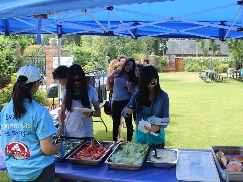 Village Camps International Summer Camp England 2024-07-27 https://www.villagecamps.com/journals_admin/images/734-22--21.jpg