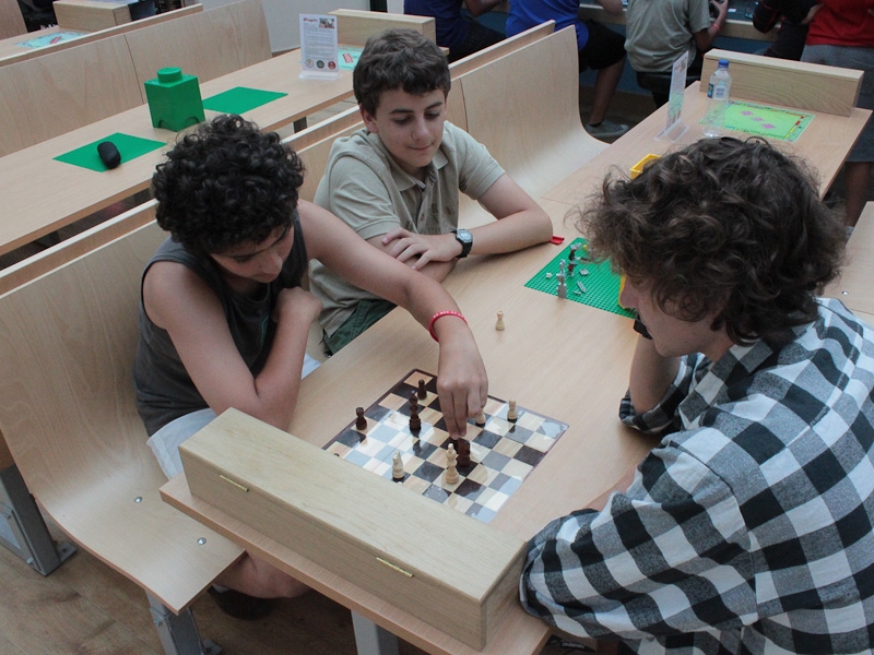 Village Camps International Summer Camp England 2024-07-27 https://www.villagecamps.com/journals_admin/images/746-34-untitled-91.jpg