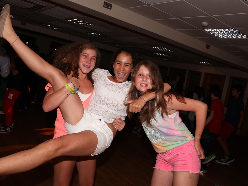 Village Camps International Summer Camp England 2024-07-27 https://www.villagecamps.com/journals_admin/images/747-34-untitled-68.jpg