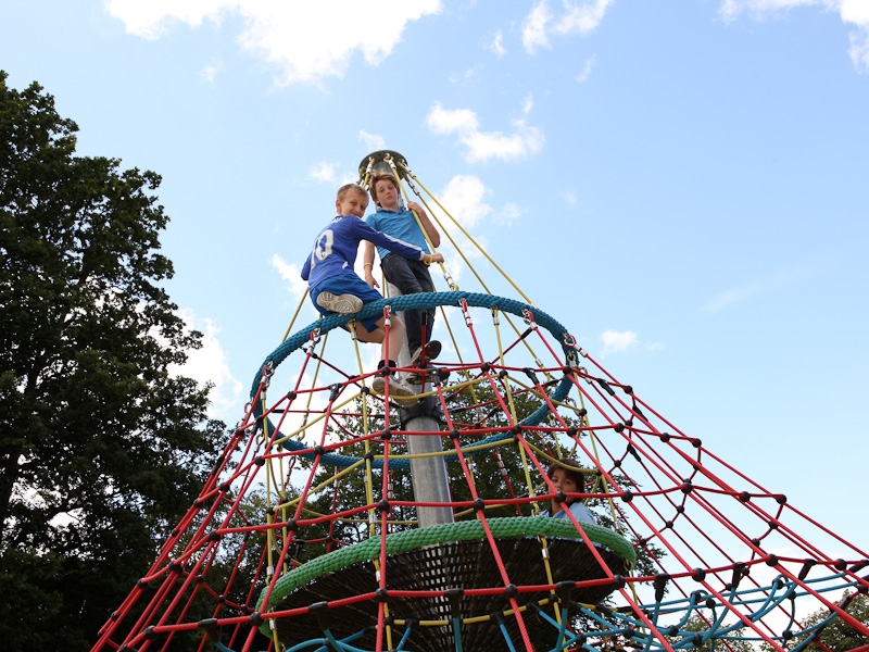 Village Camps International Summer Camp England 2024-07-27 https://www.villagecamps.com/journals_admin/images/751-34-untitled_b-27.jpg