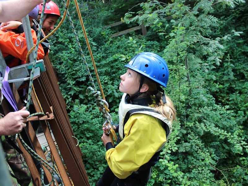 Village Camps International Summer Camp England 2024-07-27 https://www.villagecamps.com/journals_admin/images/759-9-z-34.jpg
